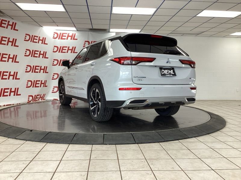 Used 2022 Mitsubishi Outlander SE AWD/4WD image 5