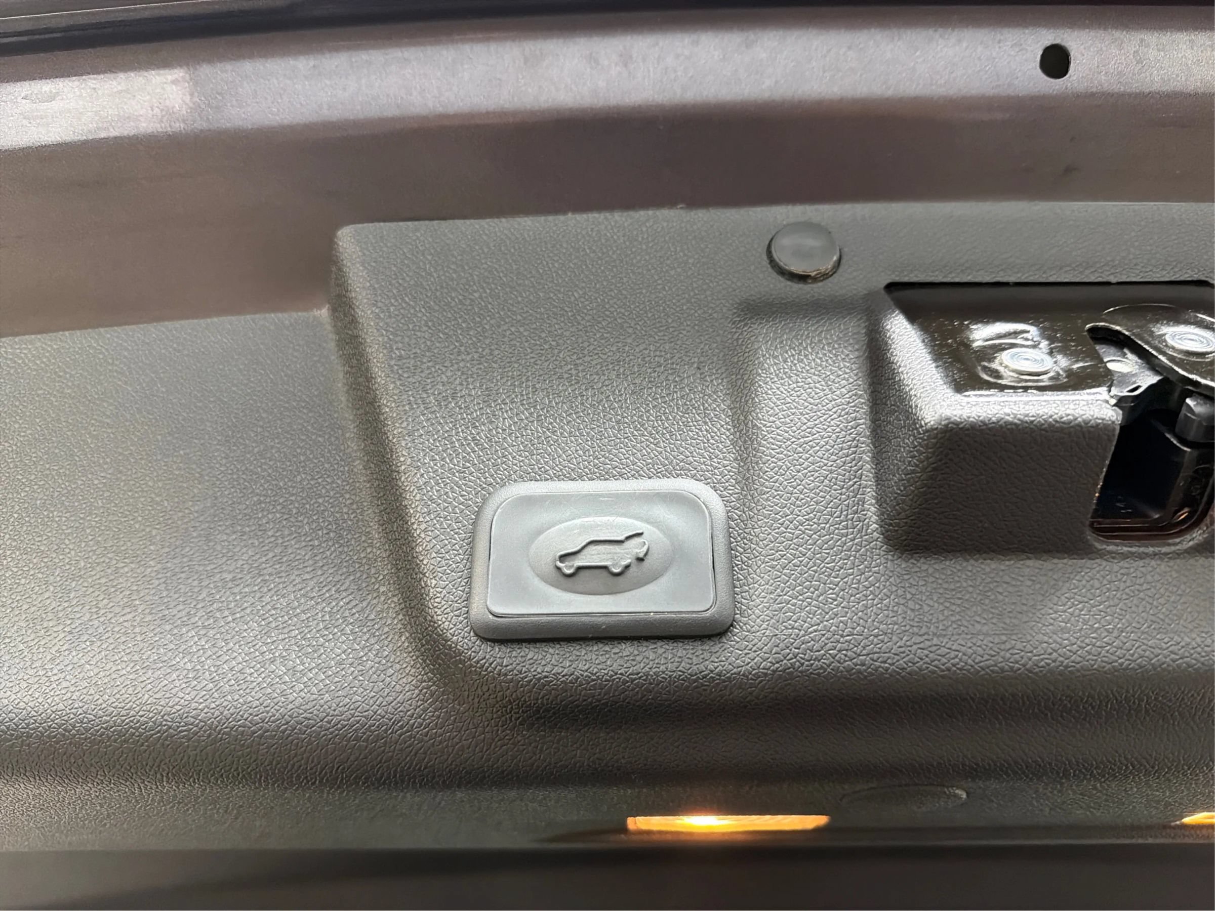 Used 2015 Buick Enclave Leather w/ Trailering Package FWD image 40