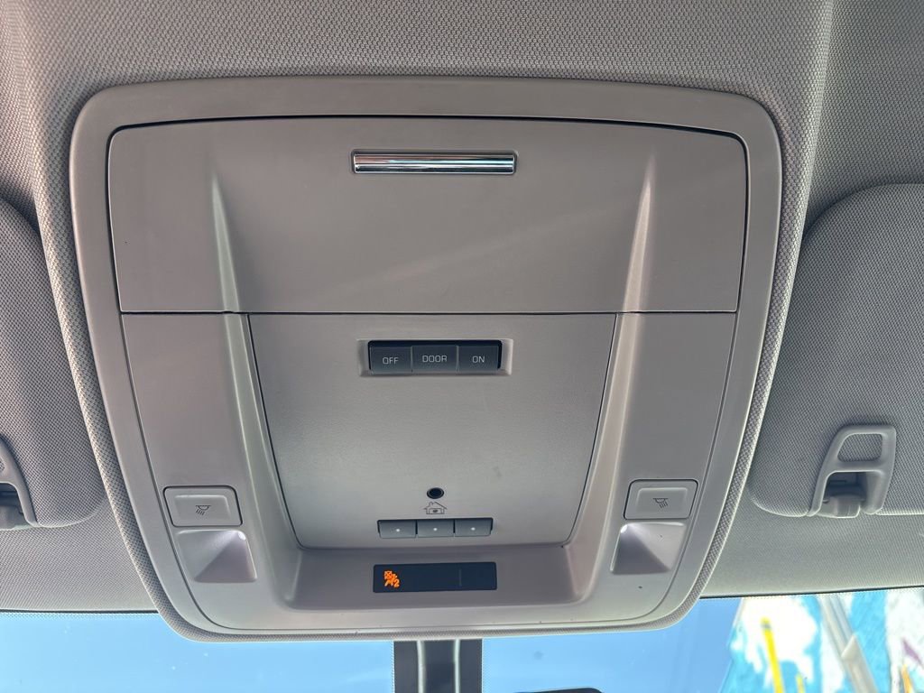 Used 2017 GMC Sierra 1500 SLE w/ Elevation Edition AWD/4WD image 19