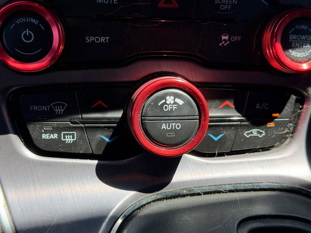 Used 2017 Dodge Challenger SXT w/ Blacktop Package image 19