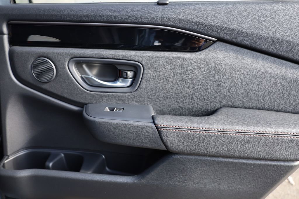 New 2026 Honda Pilot TrailSport image 34