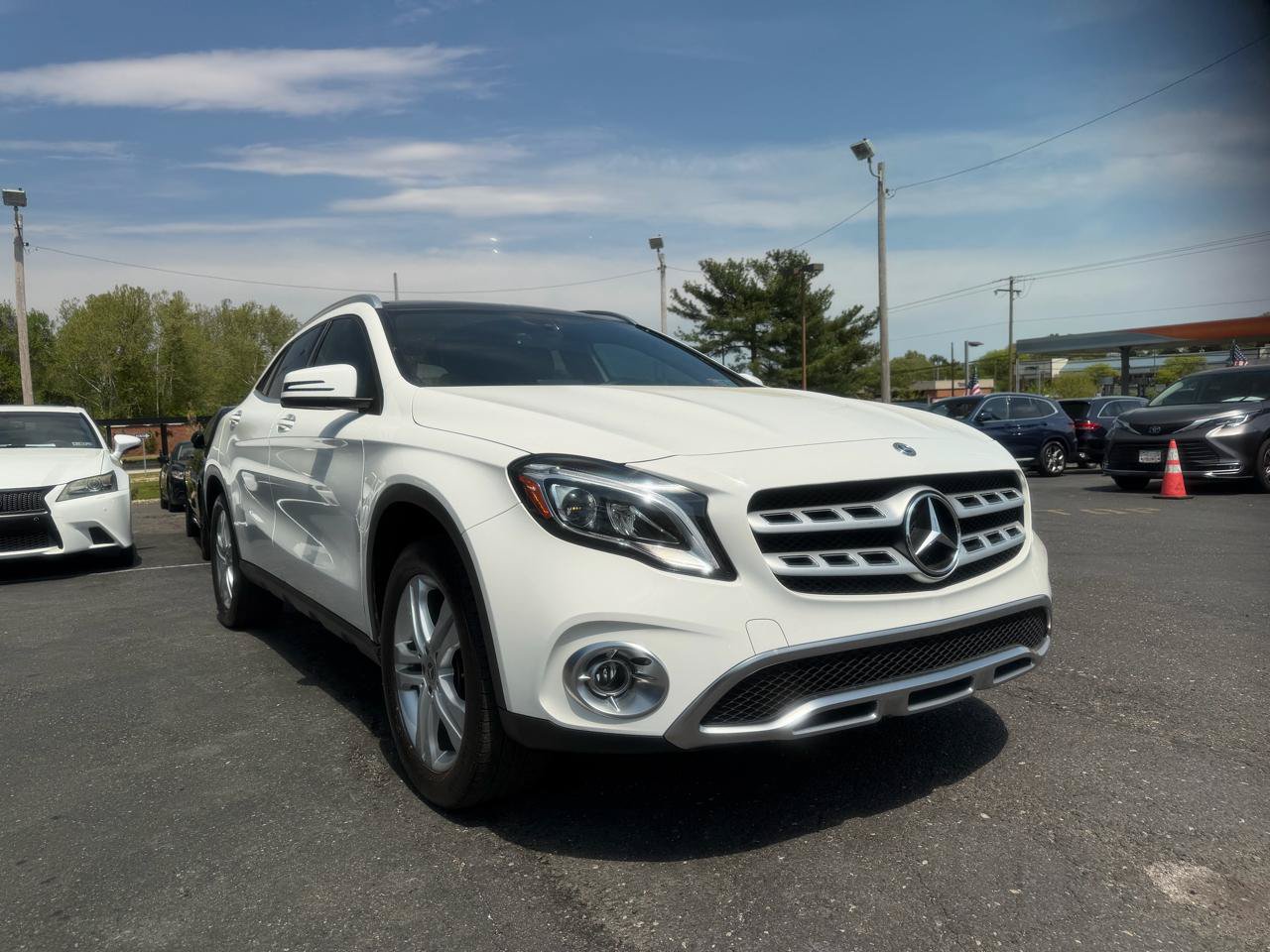 Used 2020 Mercedes-Benz GLA 250 4MATIC image 3