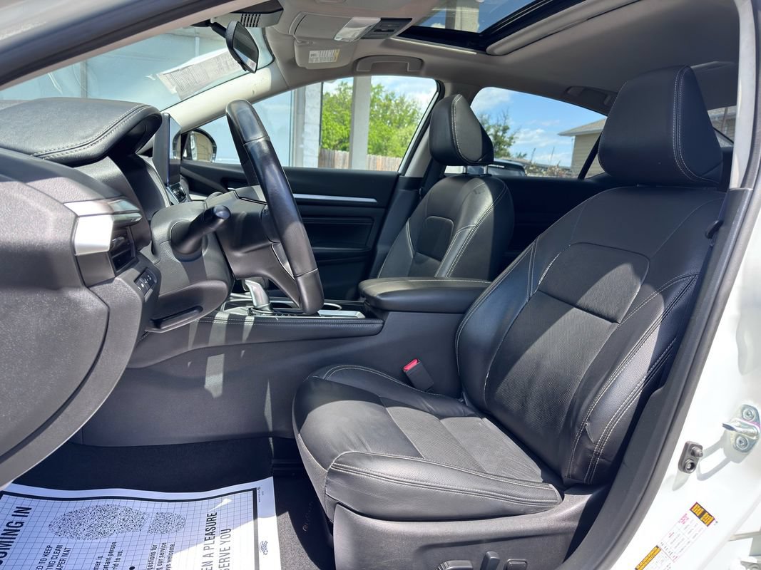 Used 2023 Nissan Altima 2.5 SL AWD/4WD image 17