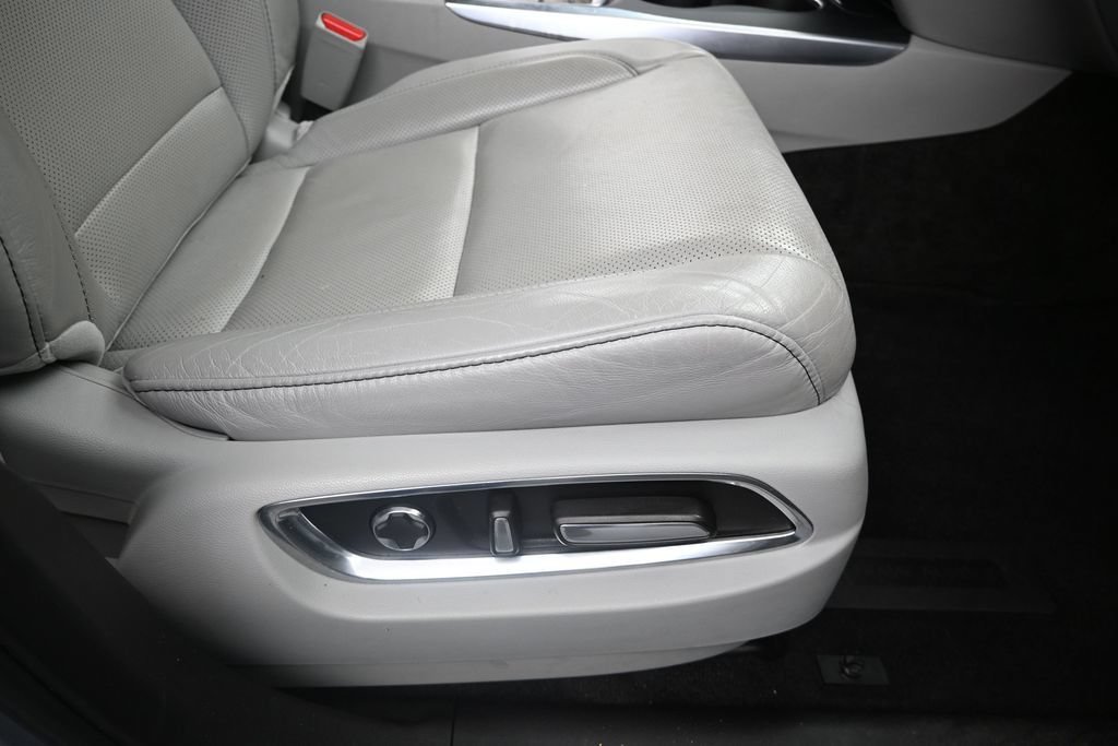Used 2020 Acura MDX w/ Technology Package FWD image 11