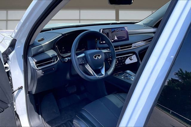 Used 2026 INFINITI QX60 Luxe w/ Cargo Package FWD image 14