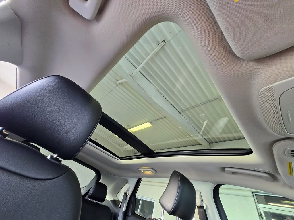 Used 2022 Ford Edge SEL w/ Convenience Package image 29