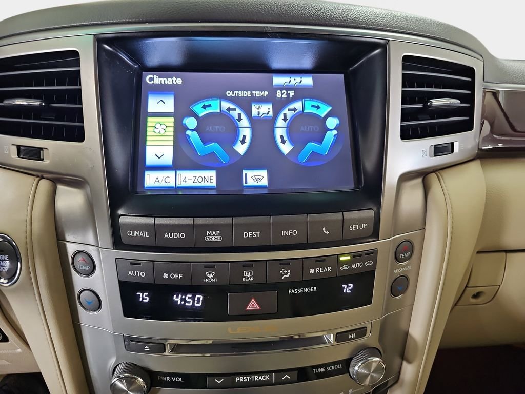 Used 2013 Lexus LX 570 4WD w/ Luxury Pkg image 22