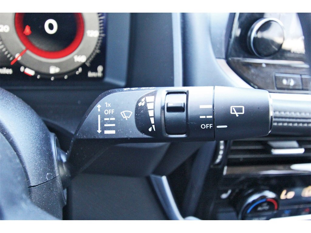 Used 2023 Nissan Rogue Platinum w/ Platinum Premium Package image 14