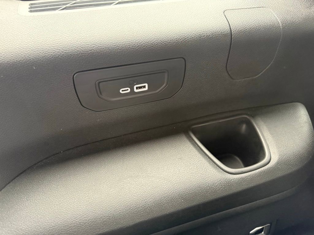 Used 2023 Jeep Grand Cherokee L Limited image 32