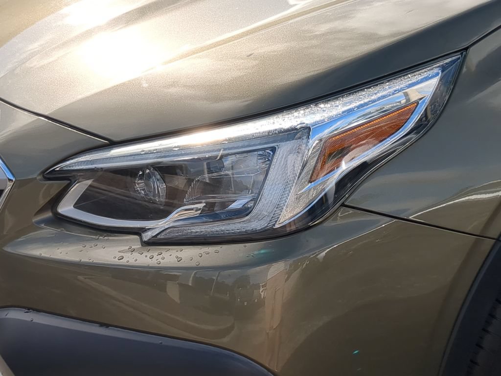 Used 2020 Subaru Outback Touring w/ Popular Package #2 AWD/4WD image 7