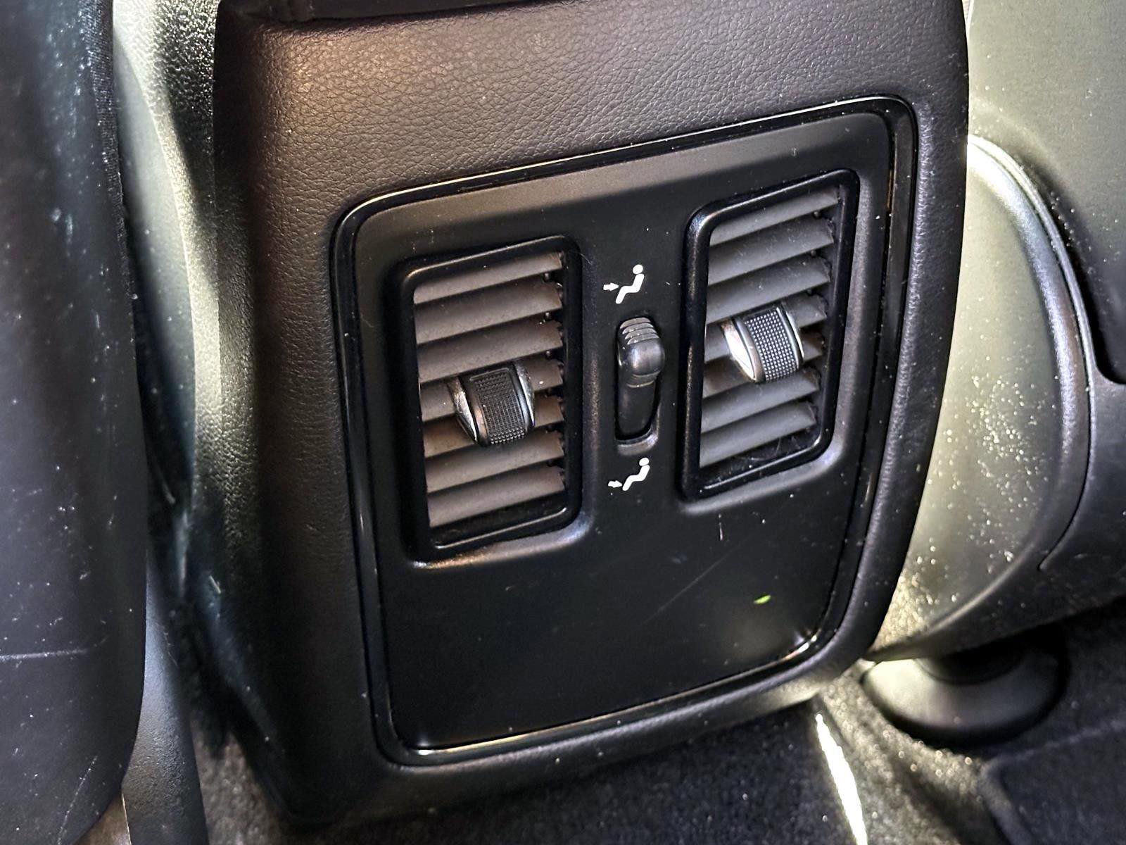 Used 2020 Dodge Durango GT w/ Blacktop Package image 12