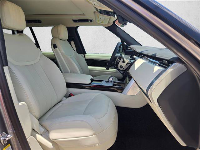 Used 2025 Land Rover Range Rover SE AWD/4WD image 20