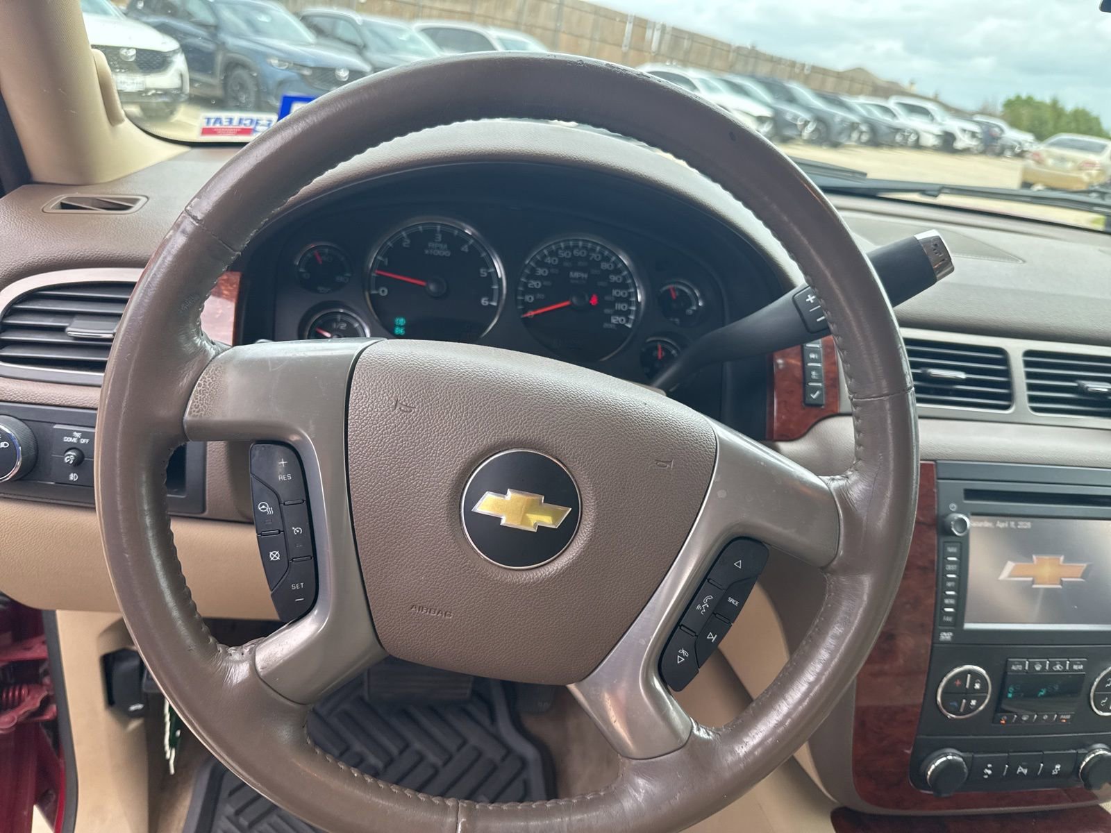 Used 2013 Chevrolet Tahoe LTZ image 30