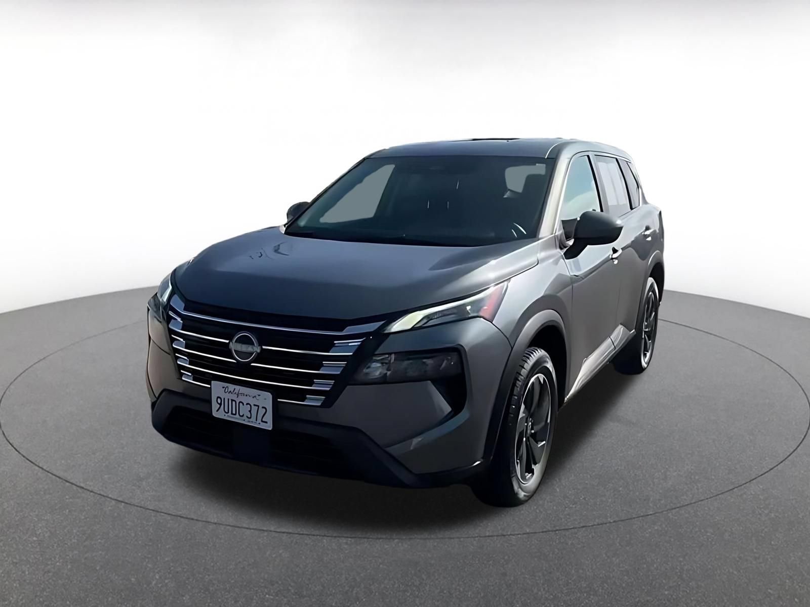 Used 2025 Nissan Rogue SV FWD image 6