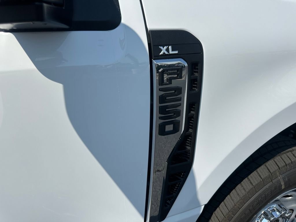 New 2026 Ford F250 XL image 22