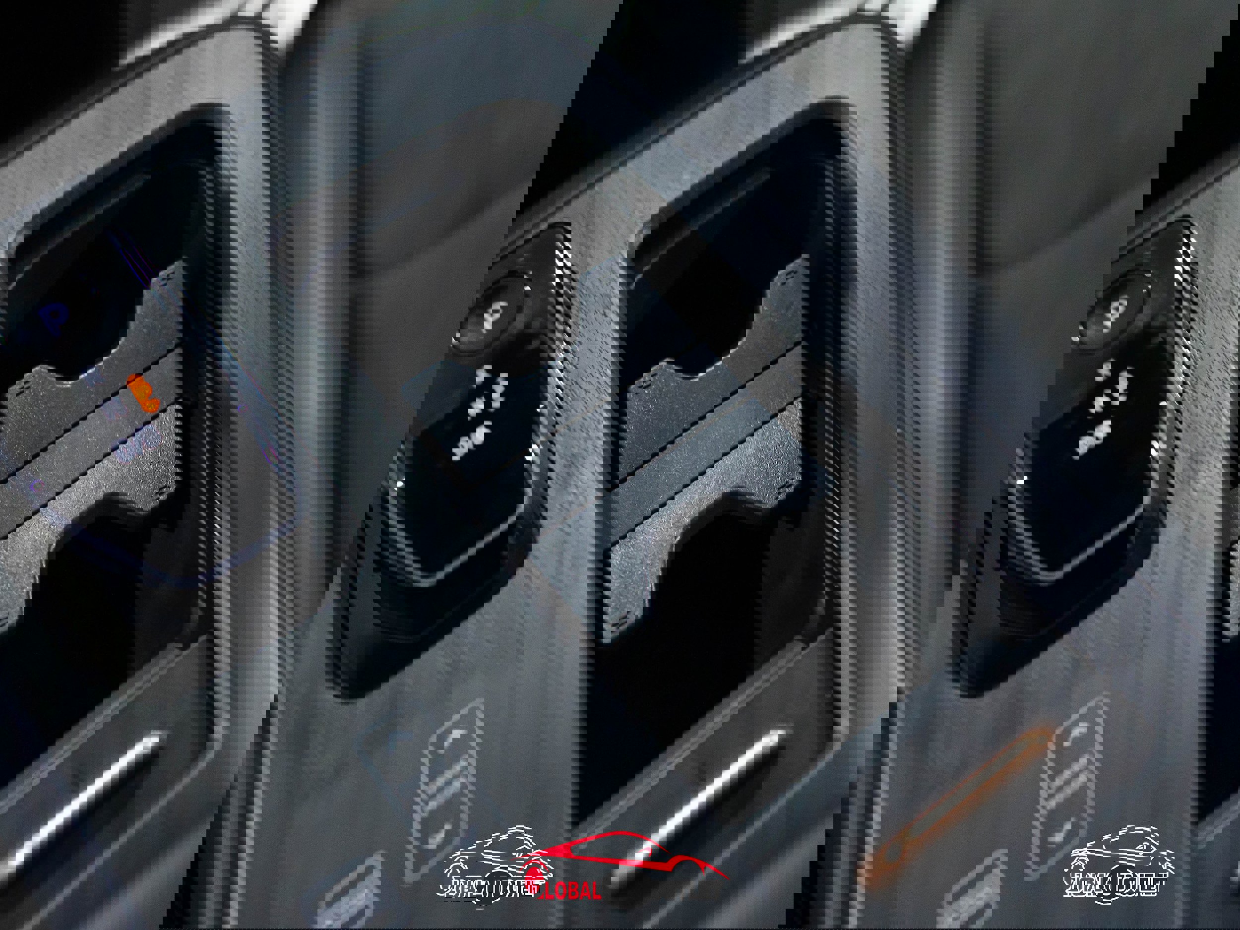 Used 2023 Nissan Ariya AWD image 35