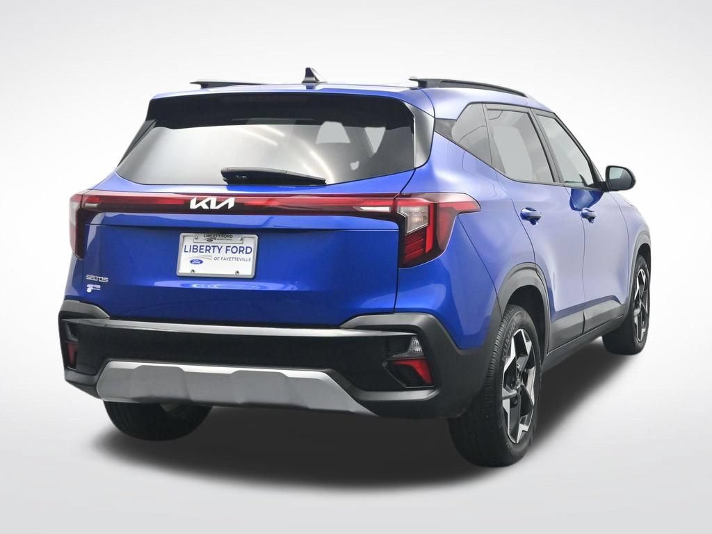 Used 2025 Kia Seltos S FWD image 7