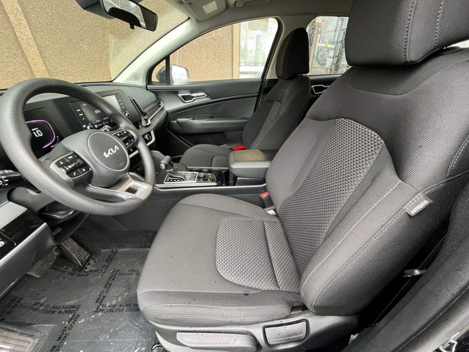 Used 2025 Kia Sportage LX image 27