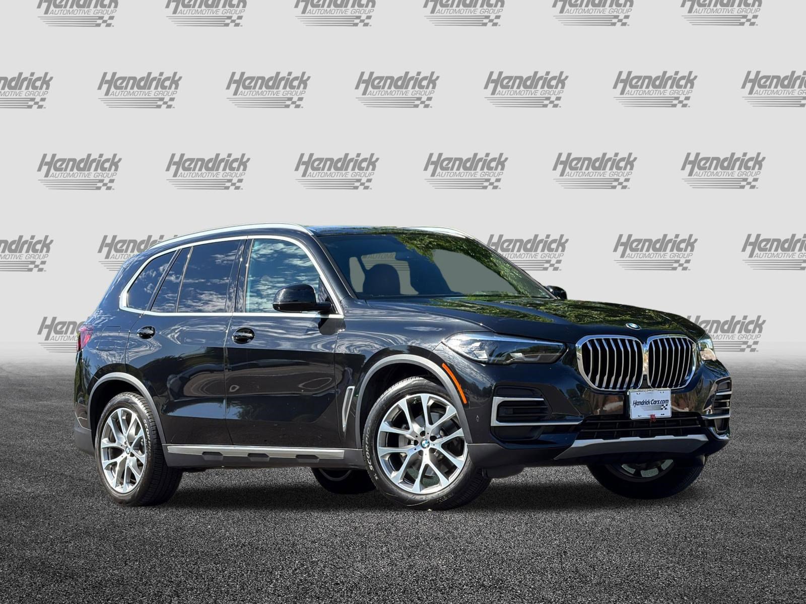 Certified 2023 BMW X5 xDrive40i w/ Premium Package image 2