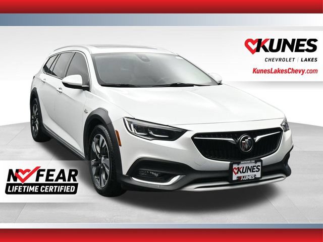Used 2018 Buick Regal Essence w/ Driver Confidence Package #1