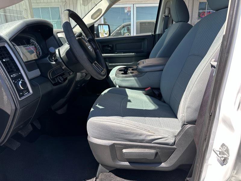 Used 2016 RAM 1500 ST w/ SXT Appearance Group image 14