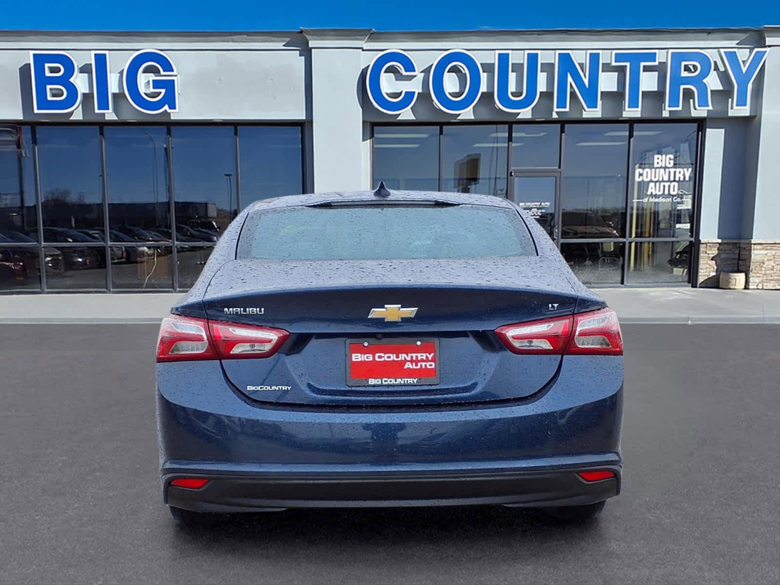 Used 2022 Chevrolet Malibu LT FWD image 5