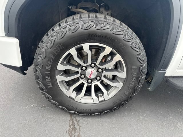 Used 2022 GMC Sierra 1500 AT4 w/ AT4 Premium Package AWD/4WD image 25