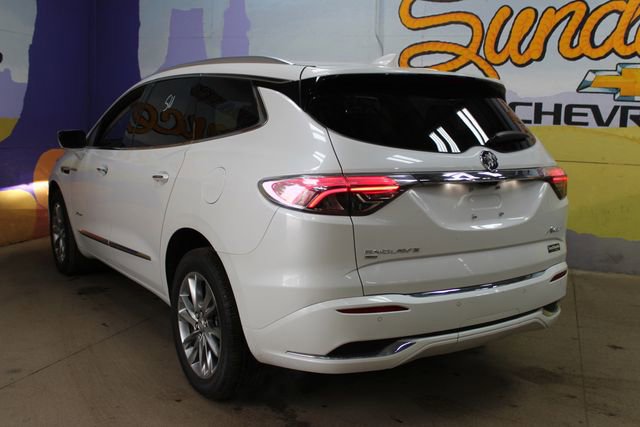 Used 2023 Buick Enclave Avenir w/ Avenir Technology Package AWD/4WD image 6