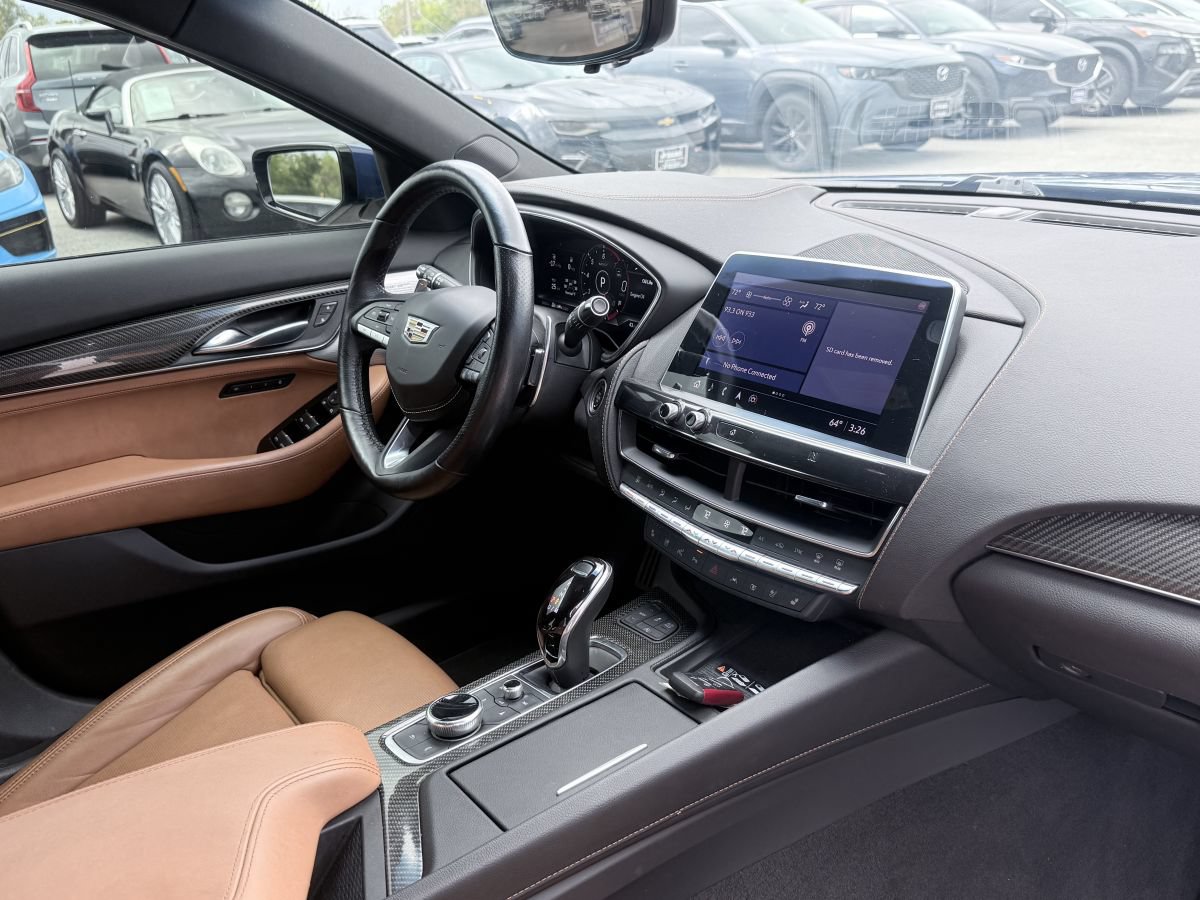 Used 2021 Cadillac CT5 V w/ Platinum Package RWD image 15