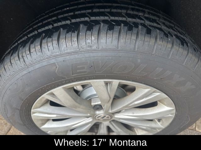 Used 2018 Volkswagen Tiguan S FWD image 13