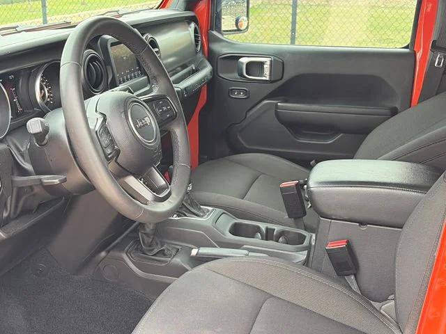Used 2023 Jeep Wrangler Unlimited Sport AWD/4WD image 17