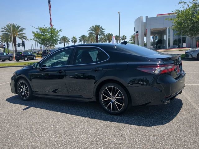 Certified 2023 Toyota Camry SE image 6