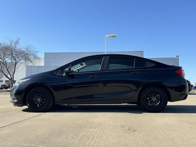 Used 2016 Chevrolet Cruze LS image 2