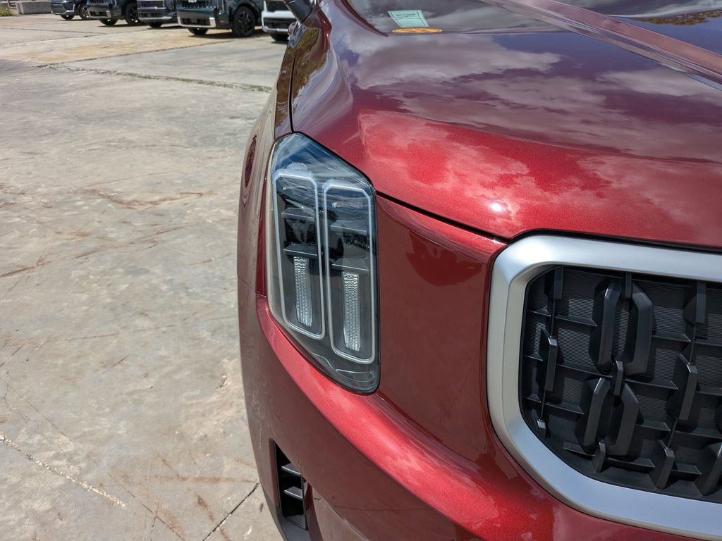 Certified 2023 Kia Telluride EX w/ EX Captain's Chair Package AWD/4WD image 10