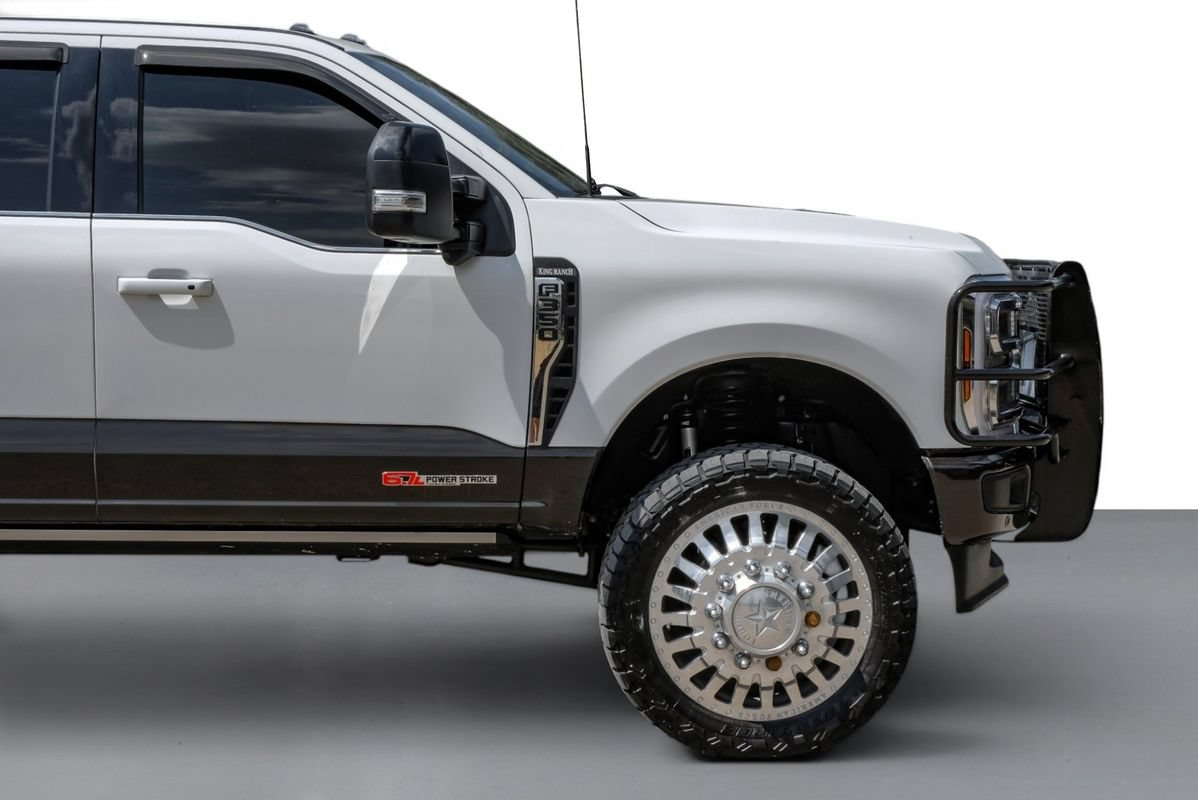 Used 2024 Ford F350 King Ranch w/ FX4 Off-Road Package AWD/4WD image 7