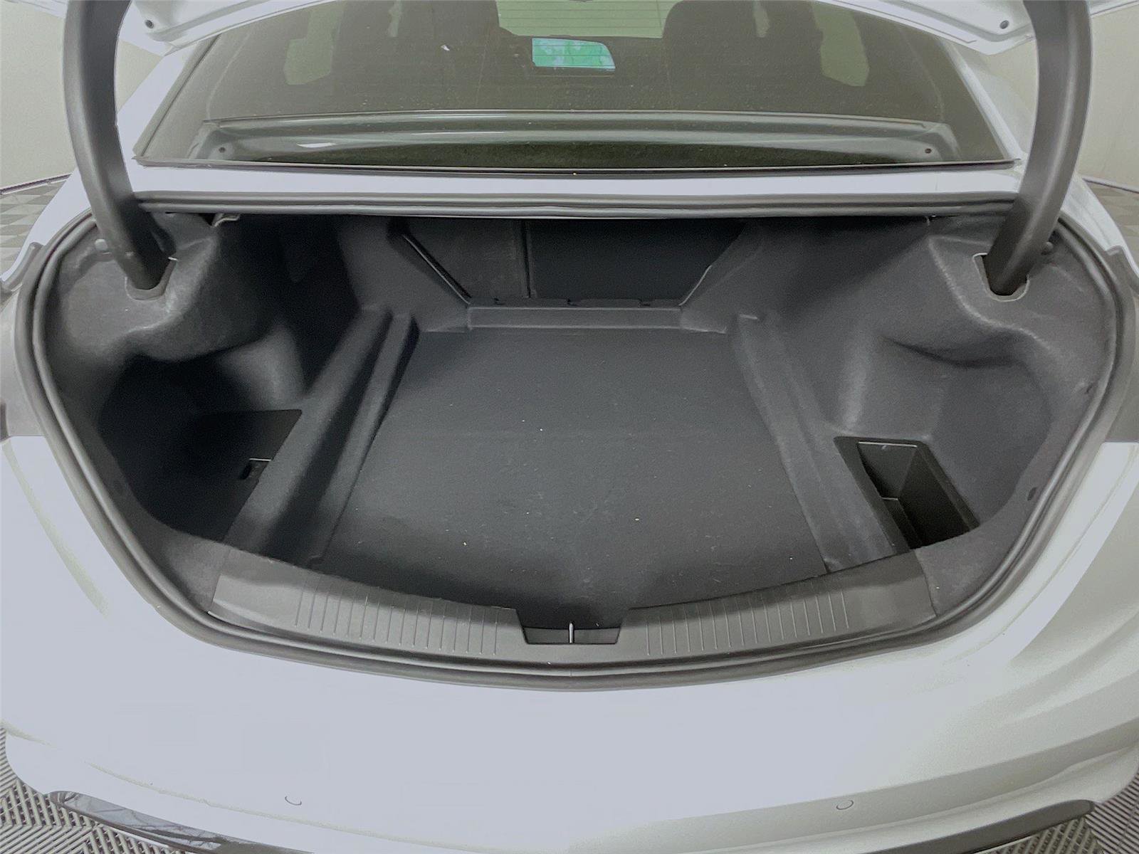 Used 2025 Cadillac CT5 V image 30