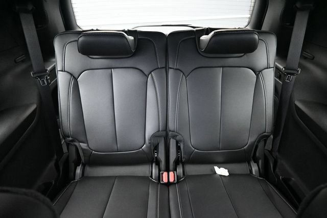 New 2026 Jeep Grand Cherokee L Limited w/ Limited Altitude Package AWD/4WD image 46