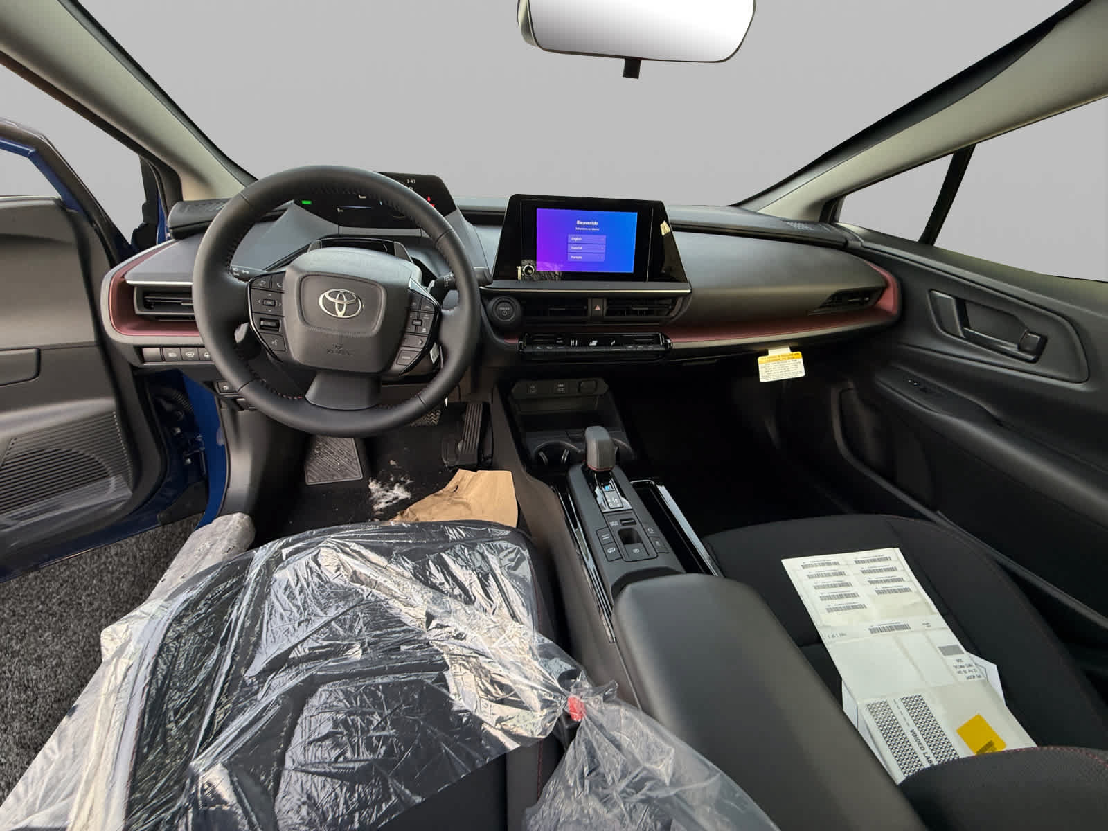 New 2026 Toyota Prius Plug-In Hybrid FWD image 11