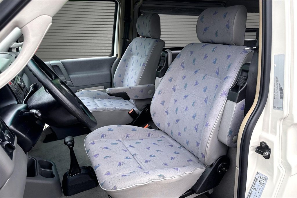 Used 1999 Volkswagen Eurovan Camper FWD image 26
