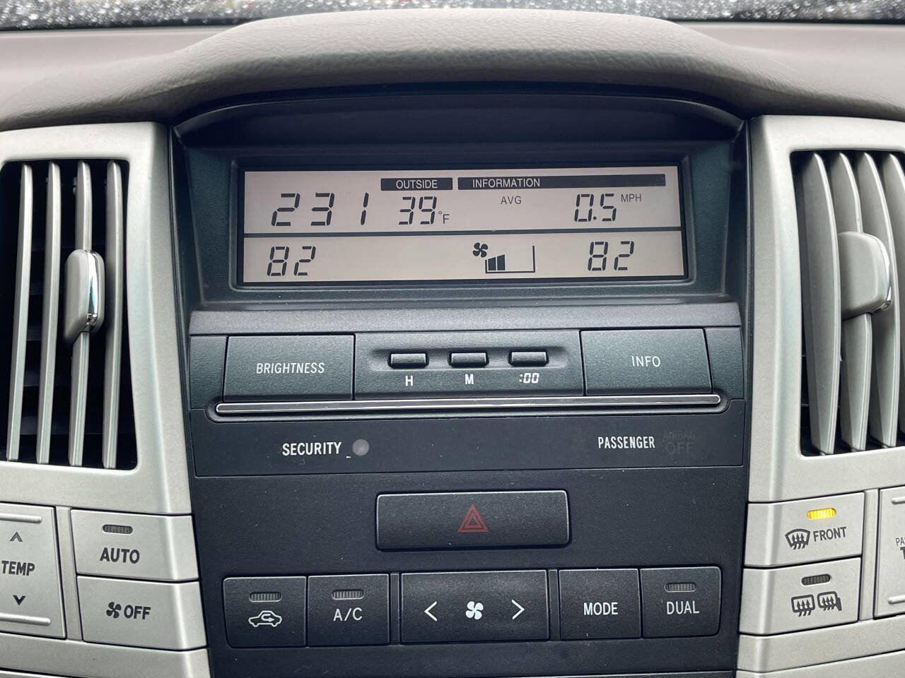 Used 2004 Lexus RX 330 AWD image 25