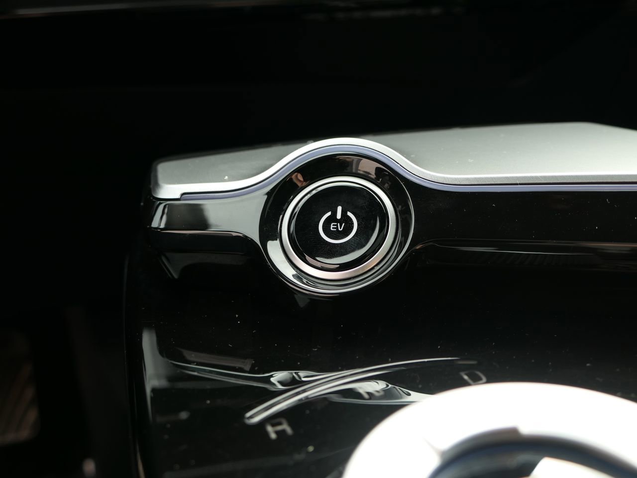 Used 2024 Kia EV6 GT image 26