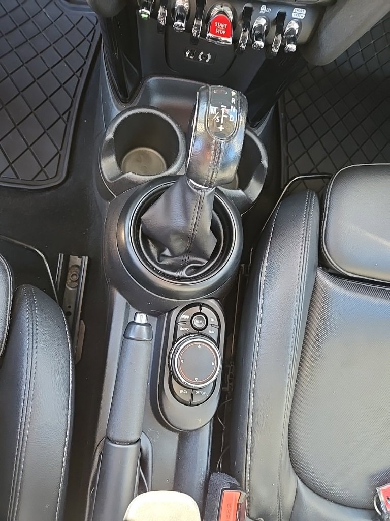 Used 2018 MINI Cooper S image 27