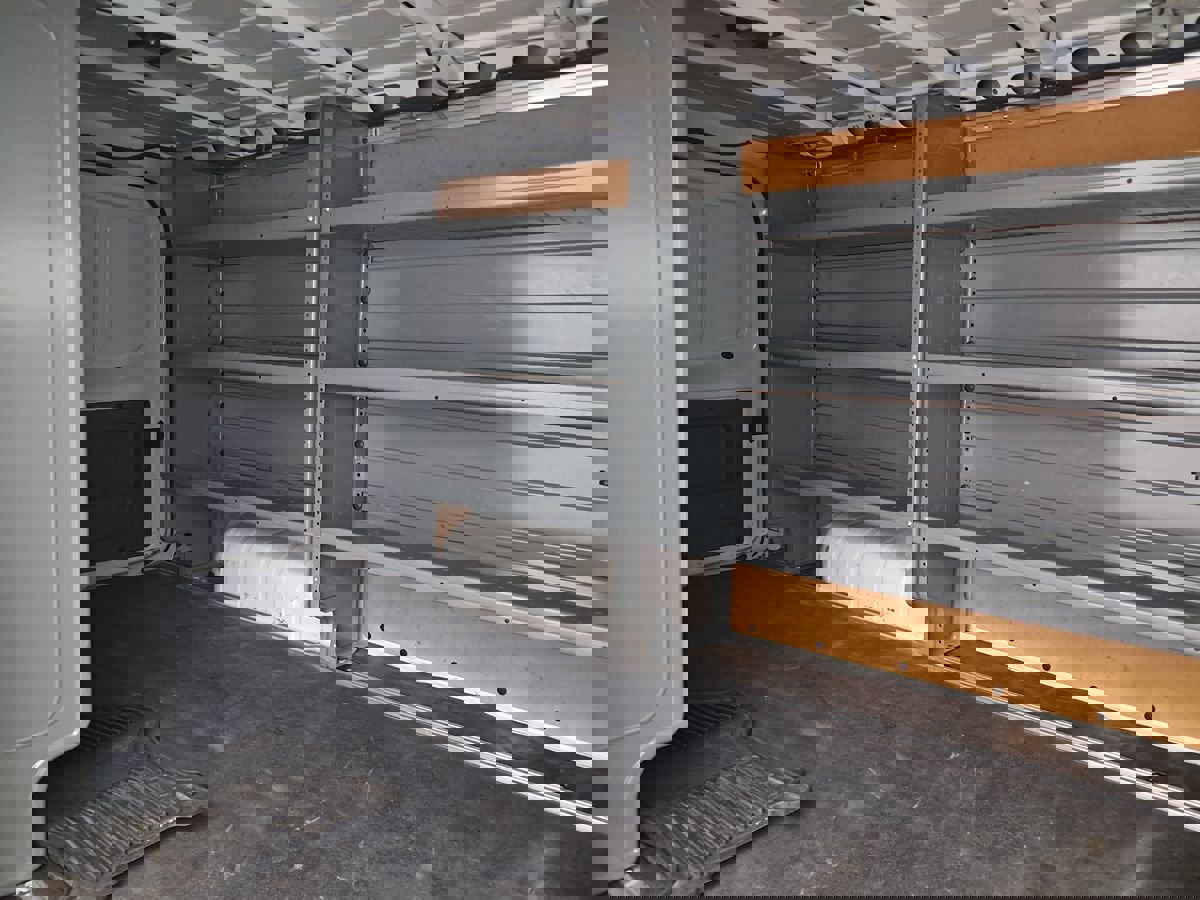 Used 2015 Nissan NV 2500 SV image 14