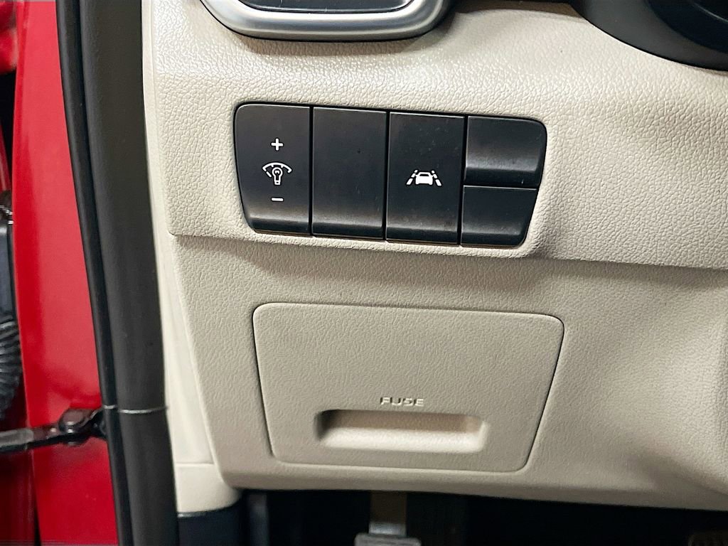 Used 2022 Kia Sportage LX image 10