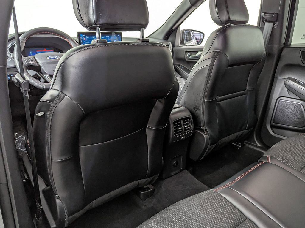 Used 2023 Ford Escape ST-Line w/ Tech Pack #1 AWD/4WD image 43