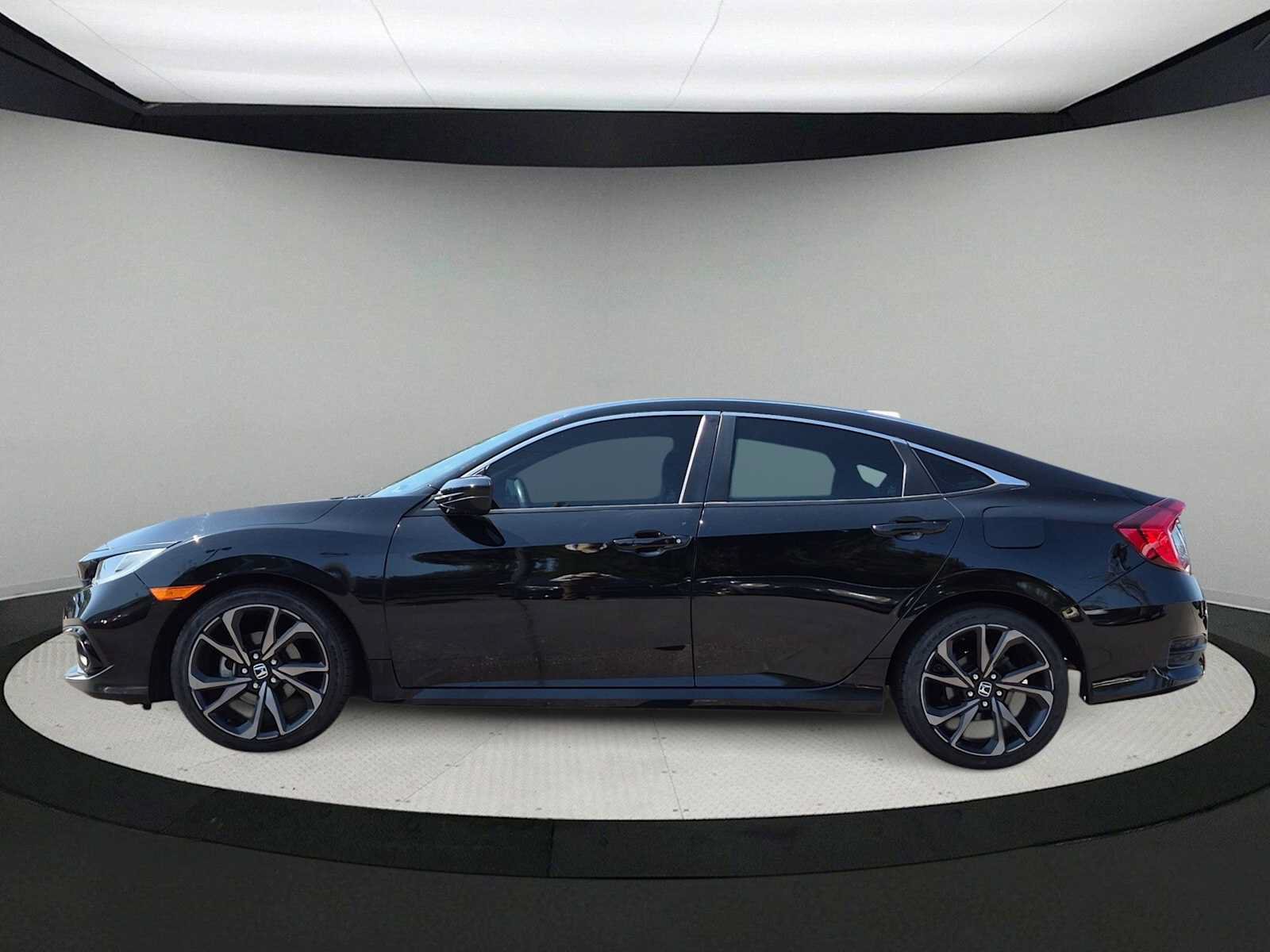 Used 2021 Honda Civic Sport image 5