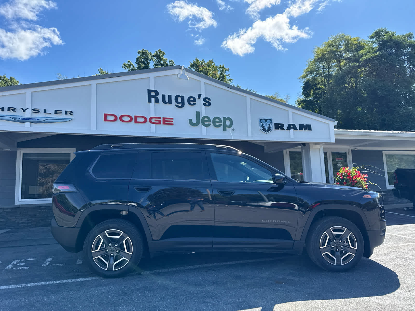 New 2026 Jeep Cherokee Limited AWD/4WD image 2