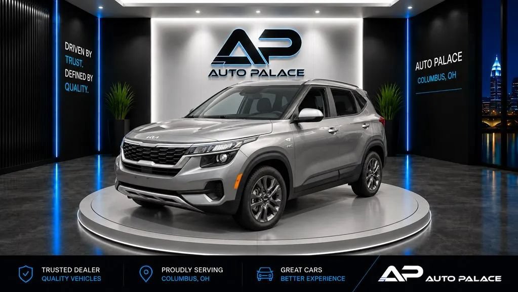 Used 2023 Kia Seltos LX AWD/4WD image 1