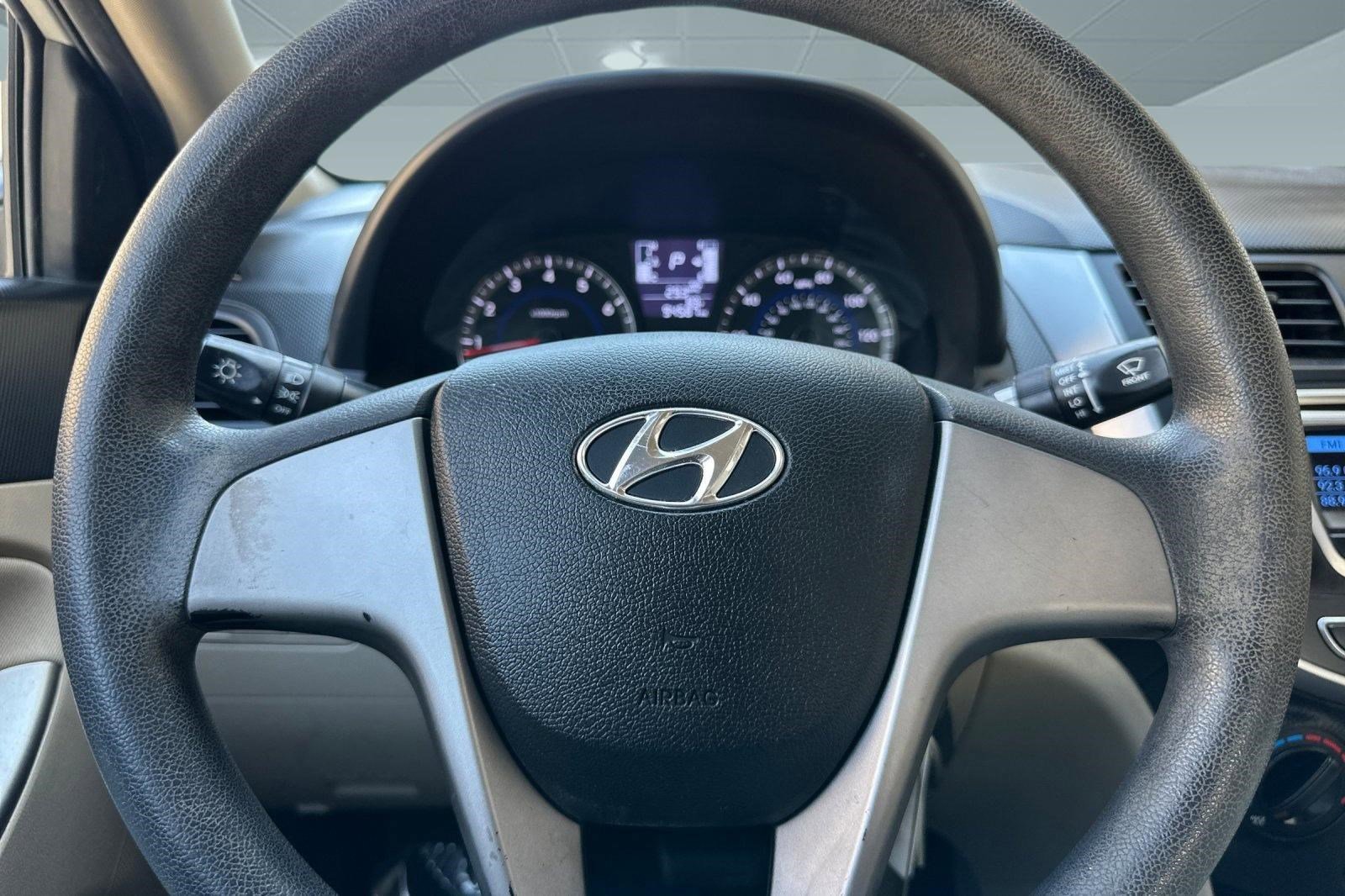 Used 2016 Hyundai Accent SE image 16