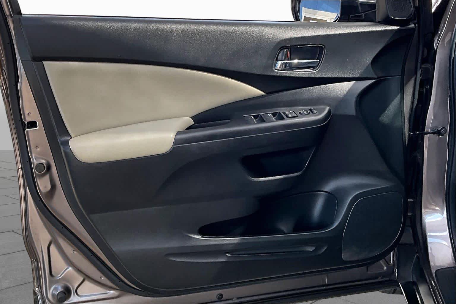 Used 2015 Honda CR-V EX image 21